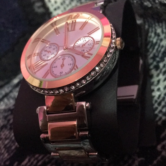 Watch - Picture 2 of 2